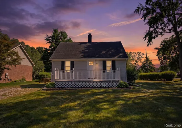 Photo 1 of Sale Pending at 8250 Speedway Dr, Shelby Township, MI 48317 | MLS# 20261058793 | Listing updated on 2026-08-30