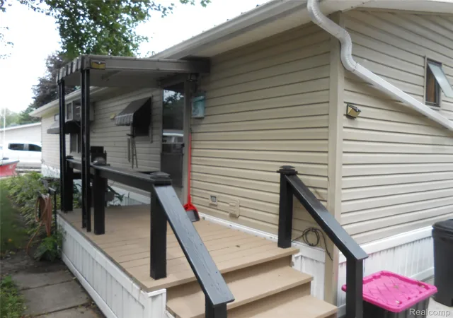 Photo 3 of Single family home for sale at 256 Shoreline, Port Sanilac, MI 48469 | MLS# 20261058796 | Listing updated on 2026-09-16