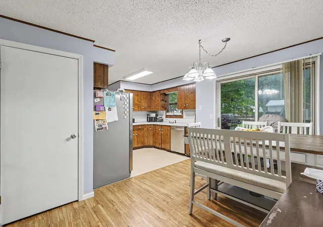 Photo 4 of Single family home for sale at 1830 Kings Ct, Muskegon, MI 49445 | MLS# 71026038977 | Listing updated on 2026-08-30