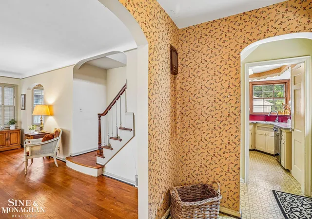 2nd image of 470 Allard Rd, Grosse Pointe Farms, MI 48236 | MLS# 58050216479