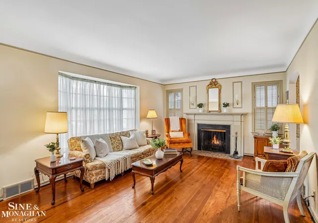 3rd image of 470 Allard Rd, Grosse Pointe Farms, MI 48236 | MLS# 58050216479