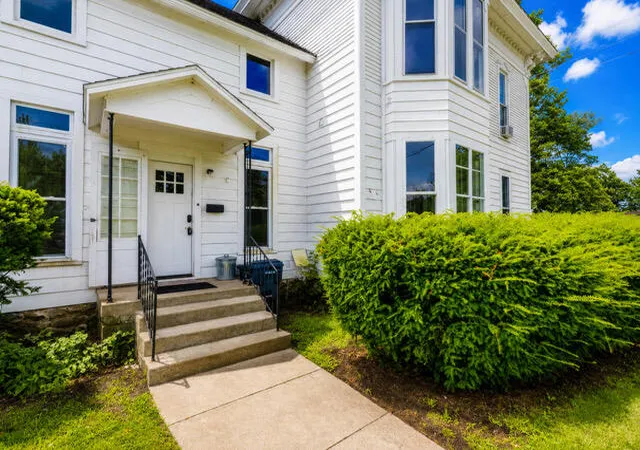 4th image of 214 N Gremps St, Paw Paw, MI 49079 | MLS# 66026038999