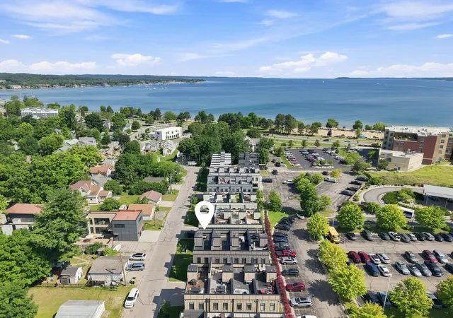 Photo 3 of Condo for sale at 128 W Gillis St, Traverse City, MI 49684 | MLS# 78080071628 | Listing updated on 2026-09-02