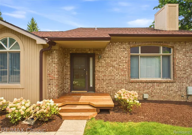 Photo 3 of Condo for sale at 7413 Tall Timbers #178, West Bloomfield, MI 48322 | MLS# 20261058853 | Listing updated on 2026-09-03