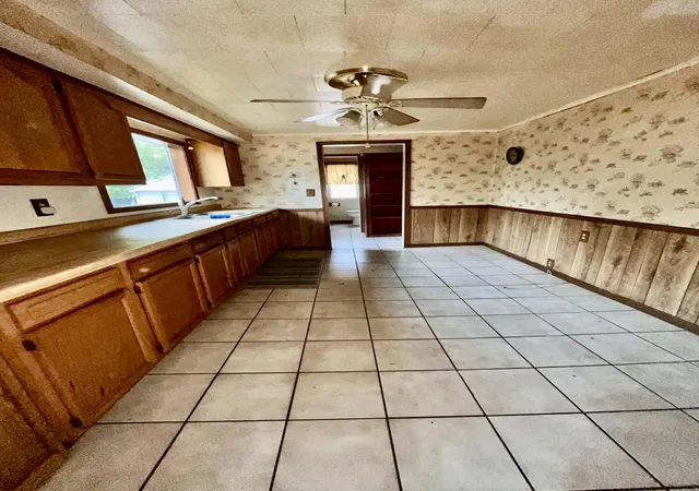 5th image of 335 Abbie St Se, Grand Rapids, MI 49548 | MLS# 65026039009