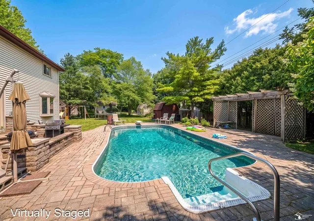 3rd image of 495 Grace Dr, Monroe, MI 48161 | MLS# 57050216496
