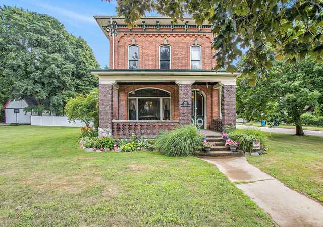 1st image of 213 W Chicago St, Coldwater, MI 49036 | MLS# 62026039017
