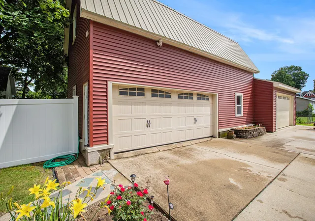 2nd image of 213 W Chicago St, Coldwater, MI 49036 | MLS# 62026039017