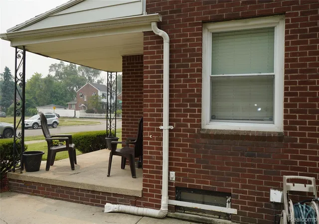 2nd image of 10917 Beaconsfield St, Detroit, MI 48224 | MLS# 20261058867
