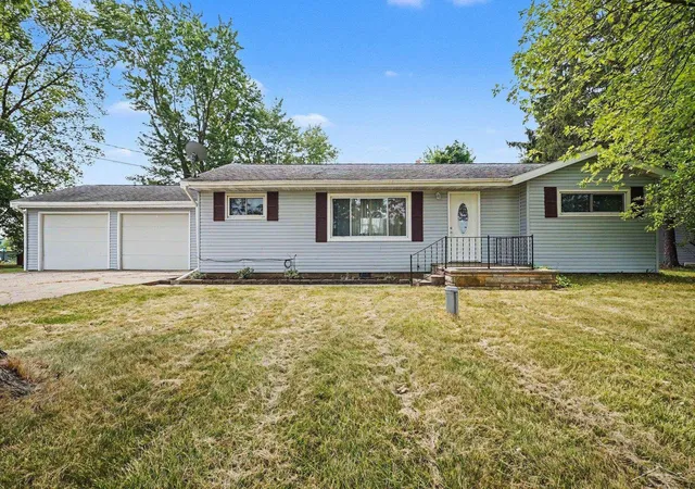 1st image of 6300 Beal City Rd, Mount Pleasant, MI 48858 | MLS# 61050216497