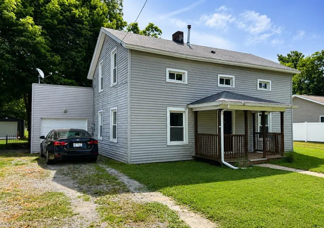 Photo 1 of Single family home for sale at 316 N Pearl St, Tecumseh, MI 49286 | MLS# 65026039020 | Listing updated on 2026-08-27