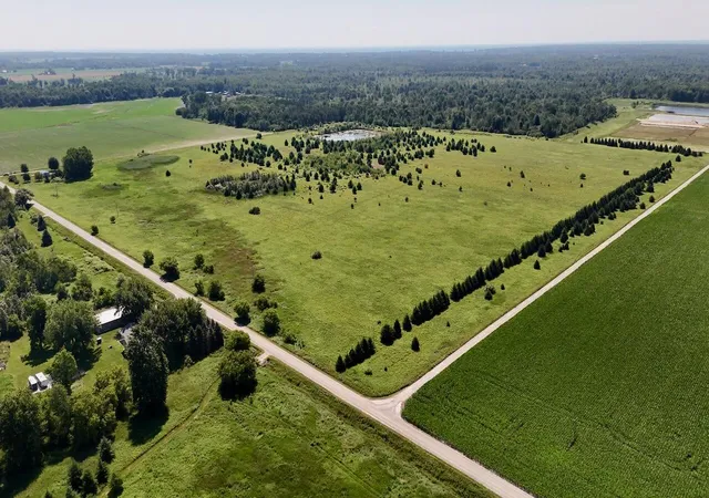 3rd image of 1824 W Bessinger Rd, Turner, MI 48765 | MLS# 68026039021