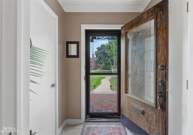 4th image of 701 Balfour St, Grosse Pointe Park, MI 48230 | MLS# 58050216500