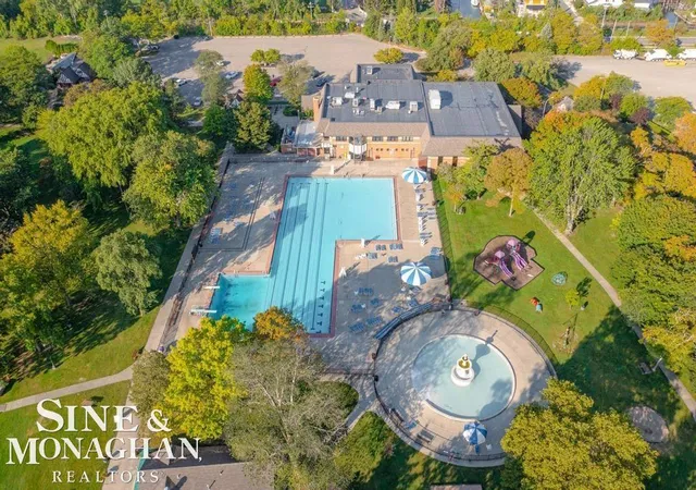 99th image of 701 Balfour St, Grosse Pointe Park, MI 48230 | MLS# 58050216500