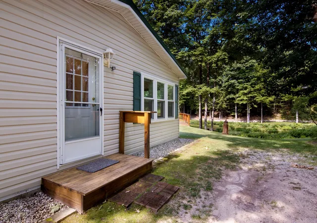 5th image of 3647 Weber Rd, Traverse City, MI 49696 | MLS# 78080071631
