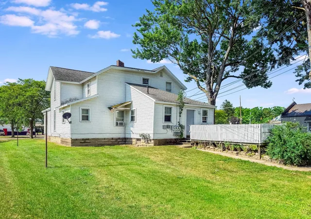 Listing Photo 4 - Condo for sale in building located at 310 W Superior St, Alma, MI 48801