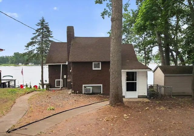 3rd image of 571 N Rock Lake Dr, Vestaburg, MI 48891 | MLS# 79080071635
