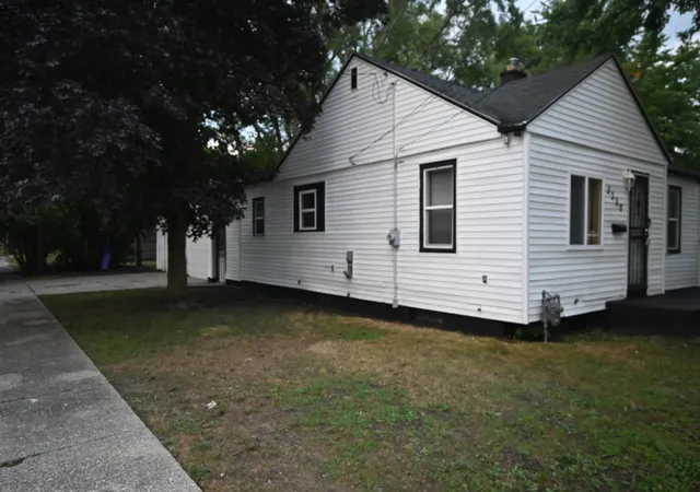 4th image of 3300 Highland St, Muskegon, MI 49444 | MLS# 71026039027