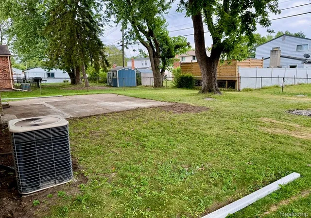 Photo 36 of Single family home for sale at 14641 Kingston St, Oak Park, MI 48237 | MLS# 20261058887 | Listing updated on 2026-08-02