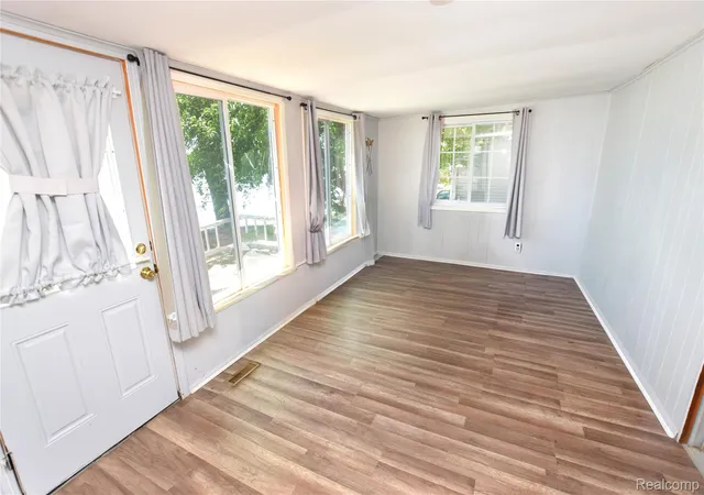 4th image of 4181 Minnetonka Dr, Linden, MI 48451 | MLS# 20261058904