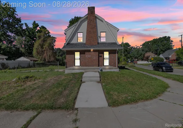 Photo 3 of Single family home for sale at 18785 Glenhurst St, Detroit City Wayne, MI 48219 | MLS# 20261058906 | Listing updated on 2026-08-31
