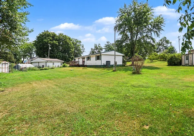 28th image of 138 S Snow Prairie Rd, Coldwater, MI 49036 | MLS# 66026039049