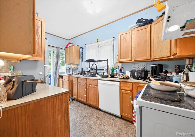 Photo 3 of Single family home for sale at 1844 Osband Ave, Lansing, MI 48910 | MLS# 20261058917 | Listing updated on 2026-07-30