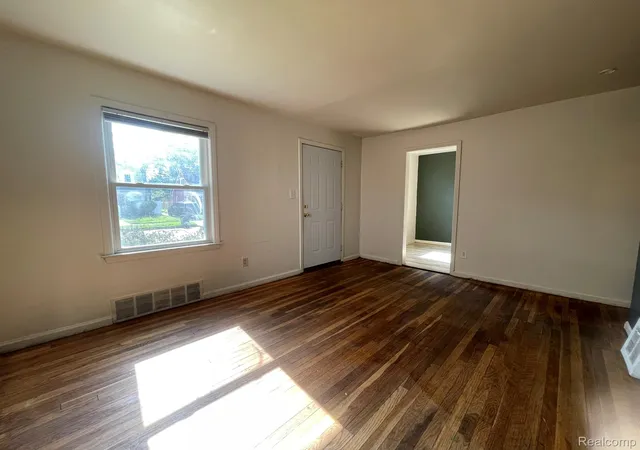 Photo 3 of Single family home for sale at 19975 Wisconsin St, Detroit, MI 48221 | MLS# 20261058930 | Listing updated on 2026-08-10