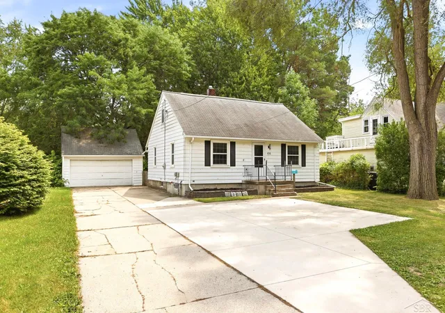 46th image of 4518 Jefferson Ave, Midland, MI 48640 | MLS# 61050216537
