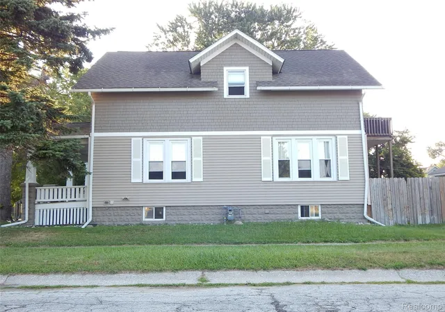 2nd image of 1218 Stanton St, Port Huron, MI 48060 | MLS# 20261058946