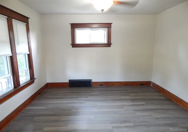 3rd image of 1218 Stanton St, Port Huron, MI 48060 | MLS# 20261058946