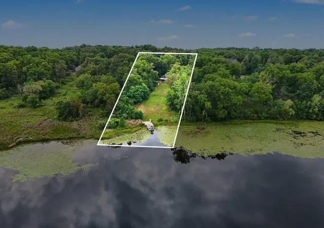 5th image of 12884 Sharon Hollow Rd, Manchester, MI 48158 | MLS# 81026039076