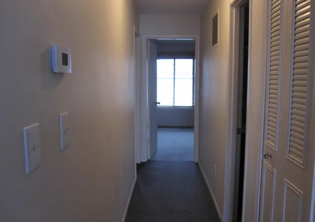 4th image of 820 Cliffs Dr #306, Ypsilanti, MI 48198 | MLS# 81026039074