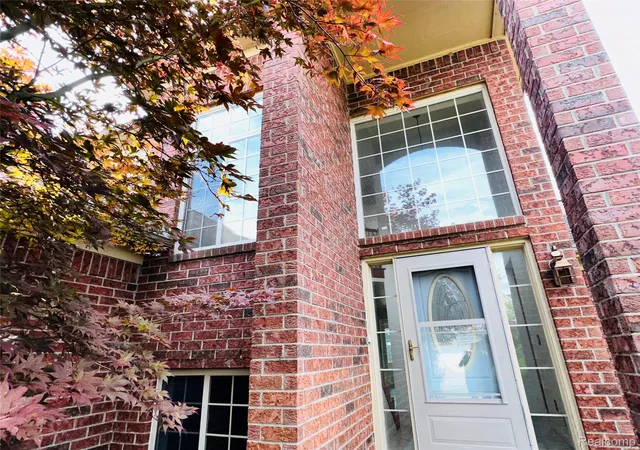 4th image of 22246 Shane Dr, Macomb, MI 48042 | MLS# 20261058972