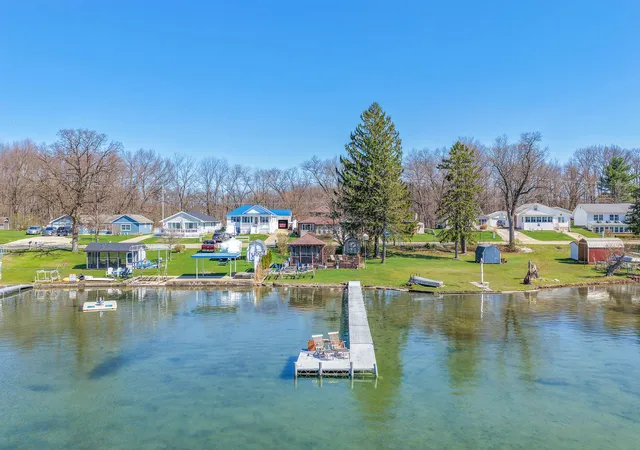 Photo 3 of Single family home for sale at 70649 Sunset Blvd, Union, MI 49130 | MLS# 69026039085 | Listing updated on 2026-08-01
