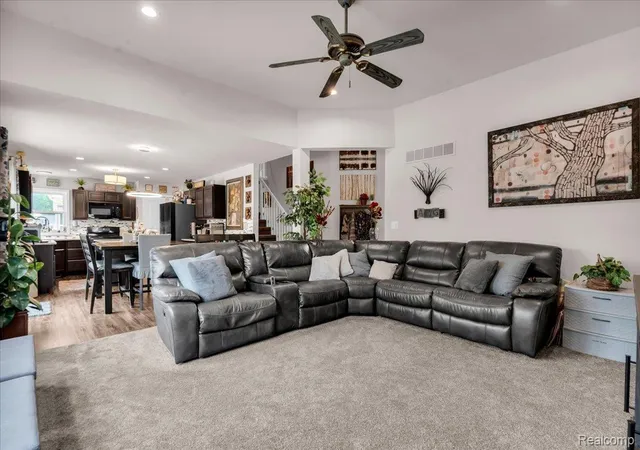 5th image of 23990 Pennington Ln, Flat Rock, MI 48134 | MLS# 20261058991