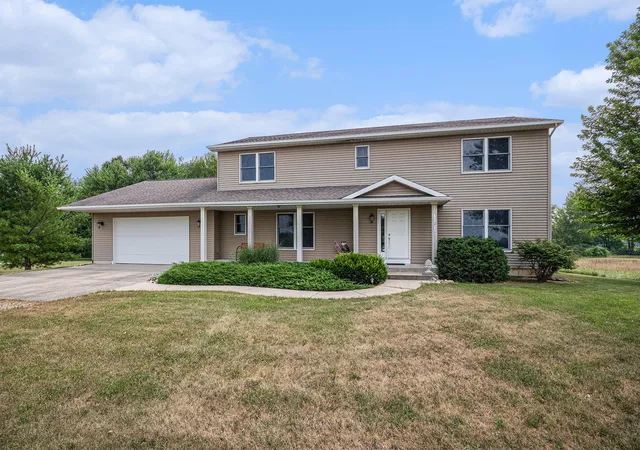 2nd image of 67025 46th Ave, Hartford, MI 49057 | MLS# 66026039087