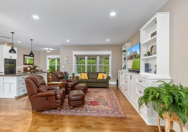 Photo 3 of Single family home for sale at 2961 Bristol Ave NW, Grand Rapids, MI 49544 | MLS# 65026039089 | Listing updated on 2026-08-08