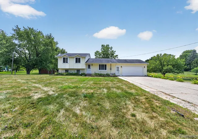 3rd image of 6324 Lucas Rd, Flint, MI 48506 | MLS# 20261058998