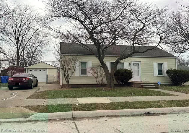 Photo 3 of Single family home for sale at 13723 Hendricks Ave, Warren, MI 48089 | MLS# 20261059006 | Listing updated on 2026-07-30