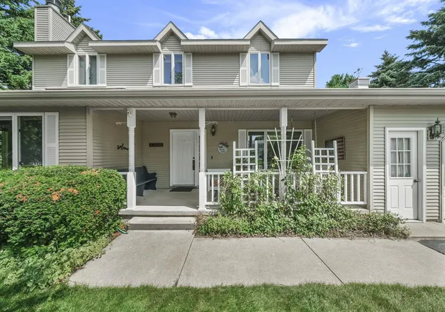 2nd image of 4356 Carlson Dr, Traverse City, MI 49684 | MLS# 78080071643
