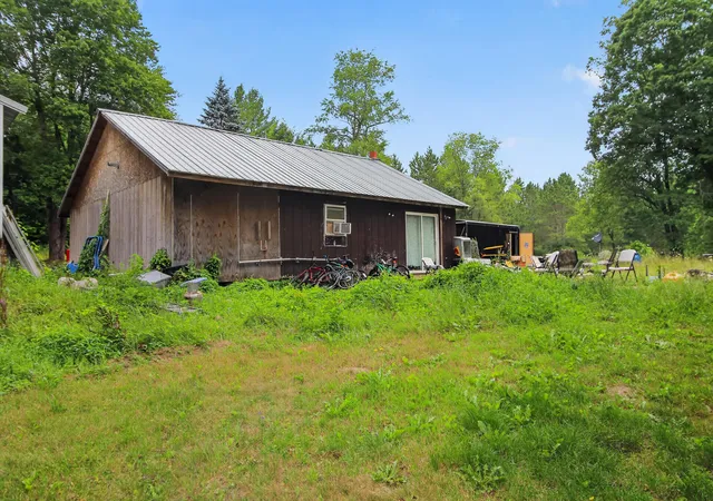 5th image of 6742 150Th Ave, Hersey, MI 49639 | MLS# 72026039111