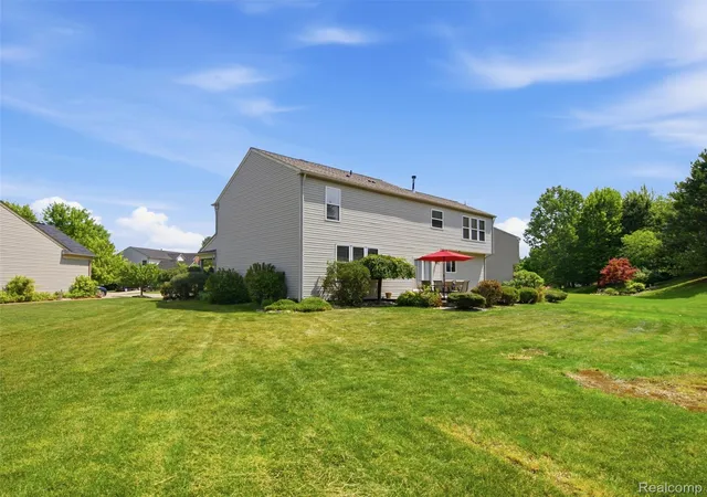 4th image of 957 River Rock Dr, Holly, MI 48442 | MLS# 20261059018