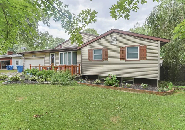 Photo 3 of Single family home for sale at 2937 S 13th Street, Niles, MI 49120 | MLS# 69026039121 | Listing updated on 2026-09-14