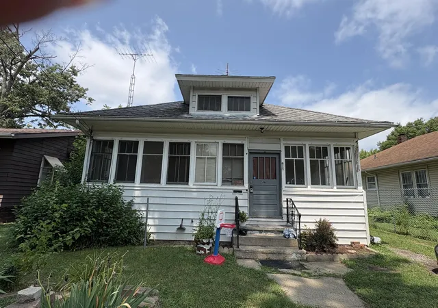 Photo 1 of Single family home for sale at 615 Howard St, Niles, MI 49120 | MLS# 69026039122 | Listing updated on 2026-09-18
