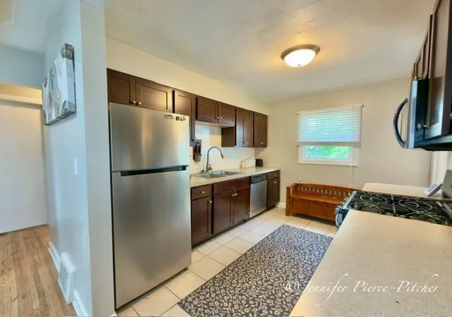 5th image of 833 Sw Aldon St Sw, Wyoming, MI 49509 | MLS# 65026039123