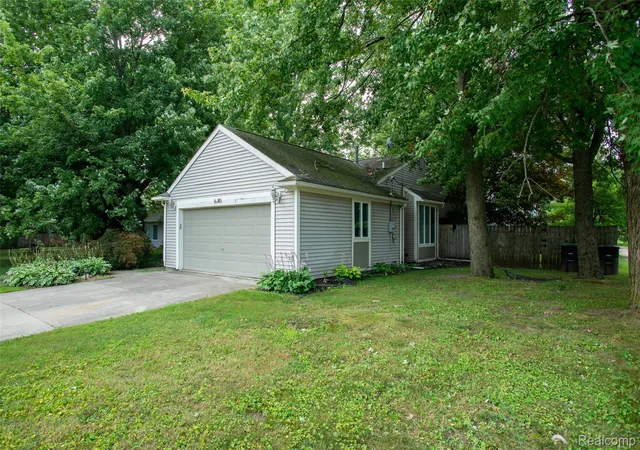 Photo 3 of Single family home for sale at 26085 Superior Rd, Taylor, MI 48180 | MLS# 20261059038 | Listing updated on 2026-09-09