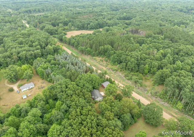 32nd image of 11856 Berridge Rd, Greenville, MI 48838 | MLS# 65026039130