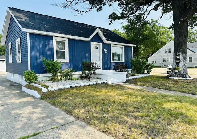 1st image of 2174 S Getty St, Muskegon, MI 49444 | MLS# 71026039129