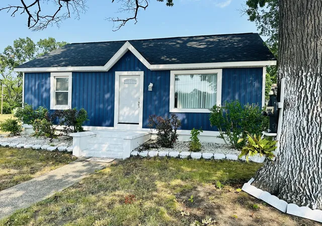2nd image of 2174 S Getty St, Muskegon, MI 49444 | MLS# 71026039129